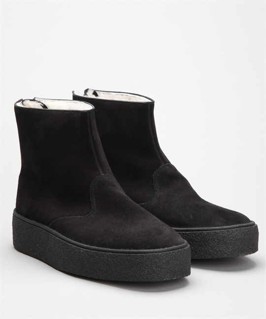 clarks curling boots
