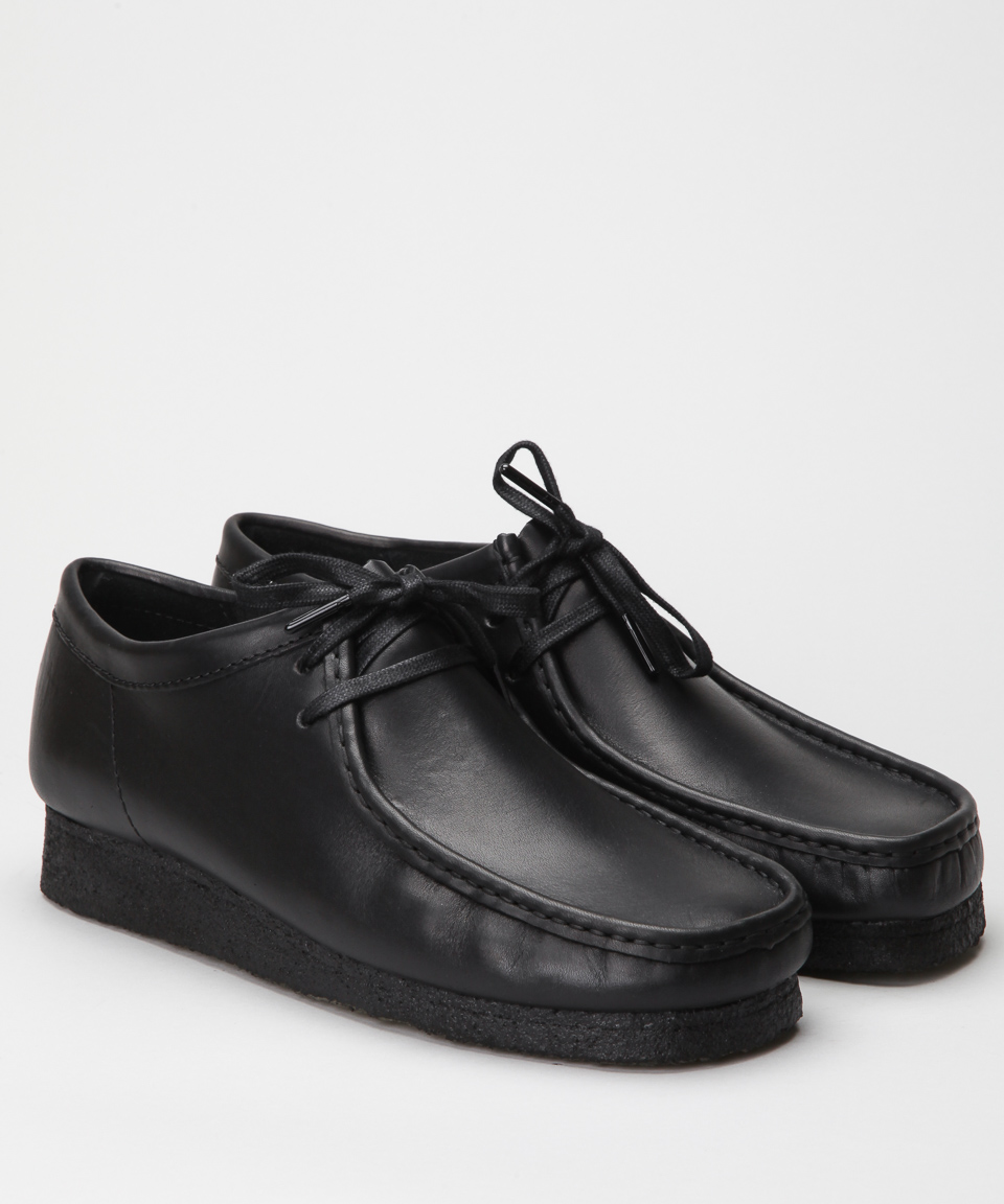 wallabee shoes black leather